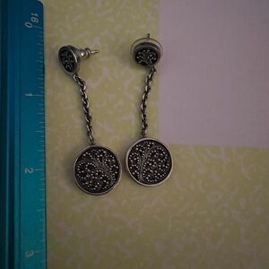 Lois Hill Granulated Circle Drop earrings